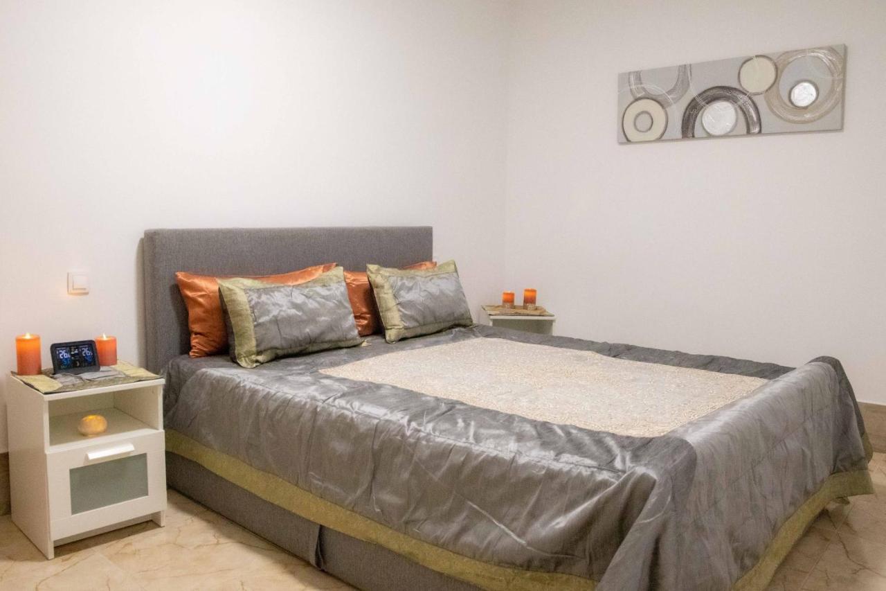 Apartamento Del Pla Alicante Bagian luar foto