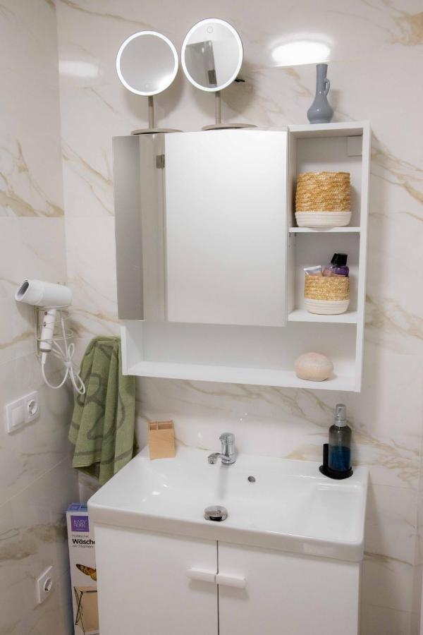 Apartamento Del Pla Alicante Bagian luar foto