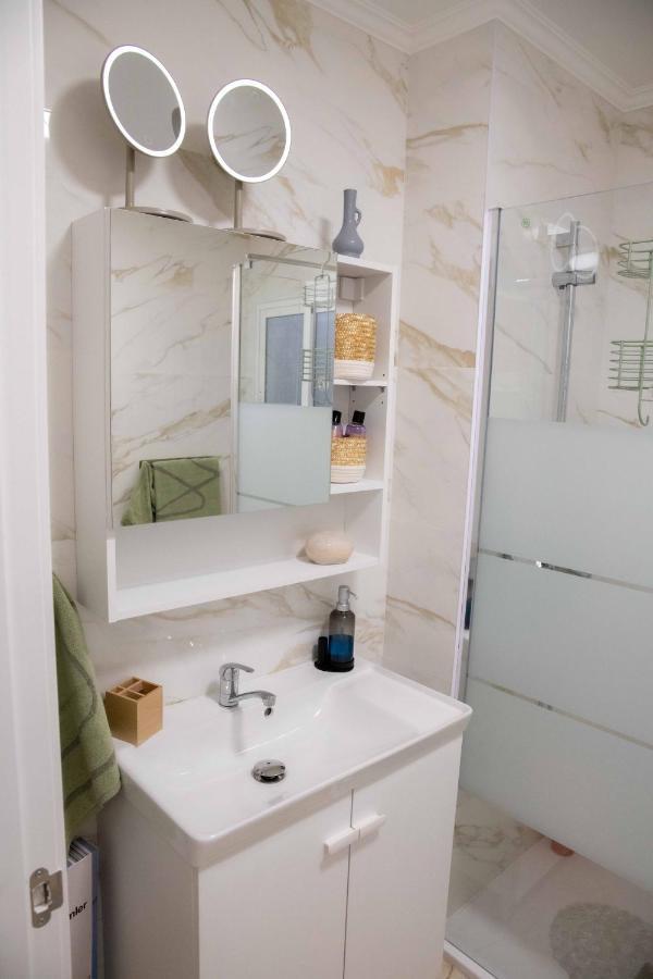 Apartamento Del Pla Alicante Bagian luar foto